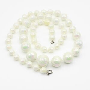 Vintage white rainbow bead necklace